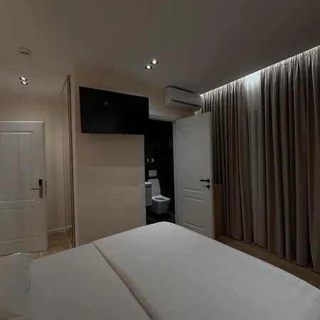 Velour Boutique * Durrës